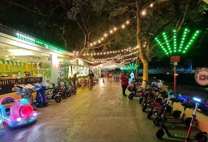 K. Riverfront Apartment Ipoh Bagian luar foto