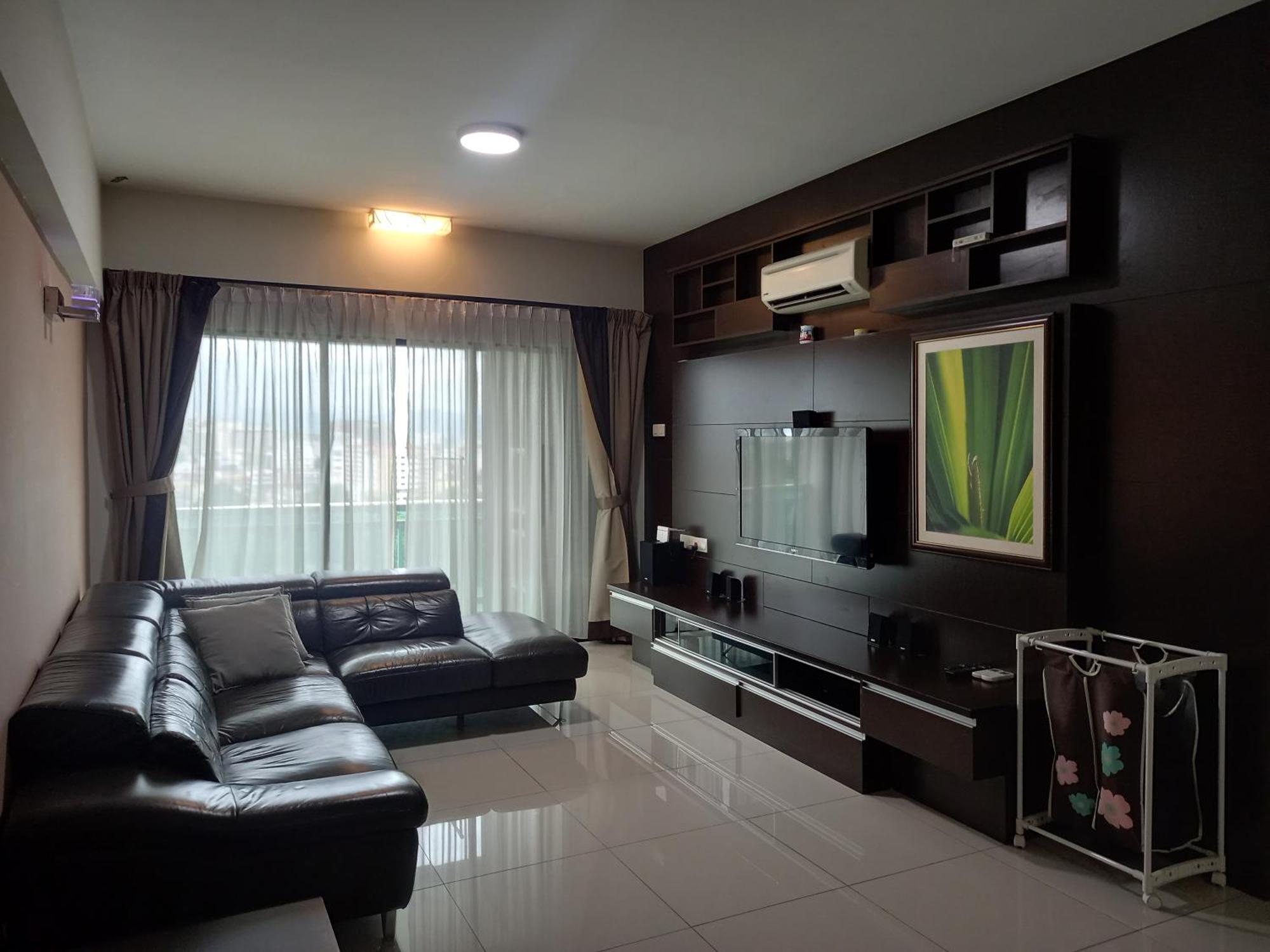 K. Riverfront Apartment Ipoh Bagian luar foto