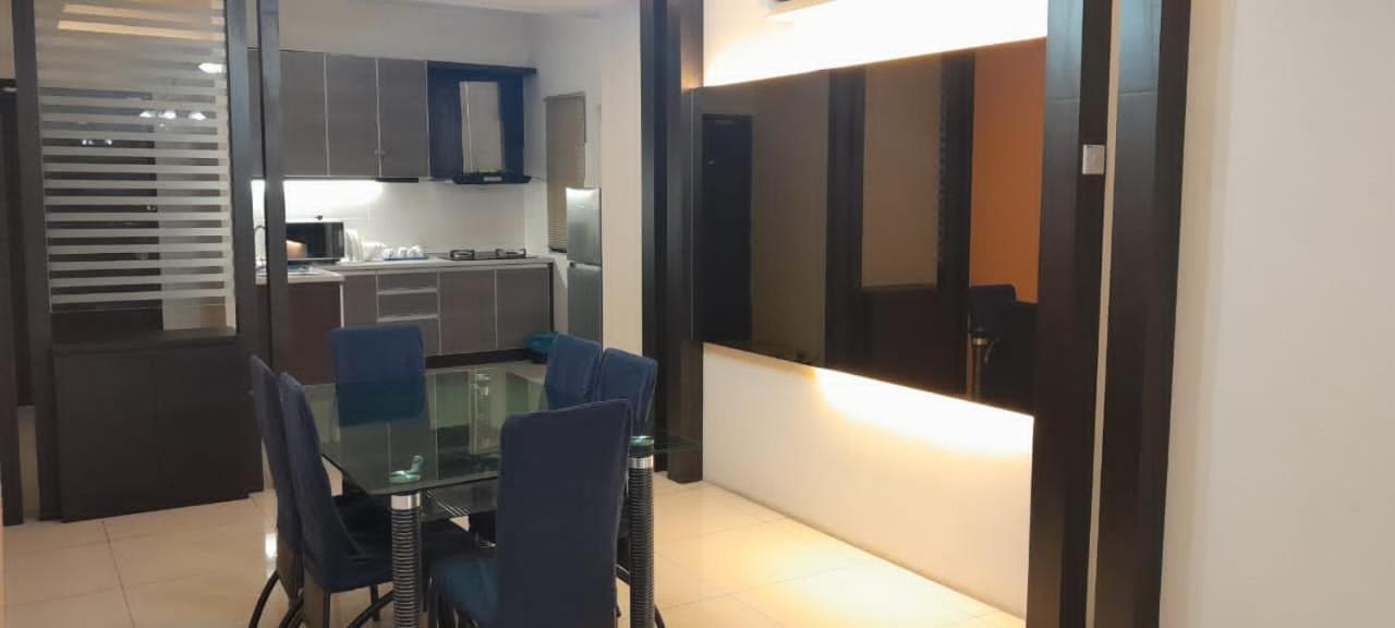 K. Riverfront Apartment Ipoh Bagian luar foto