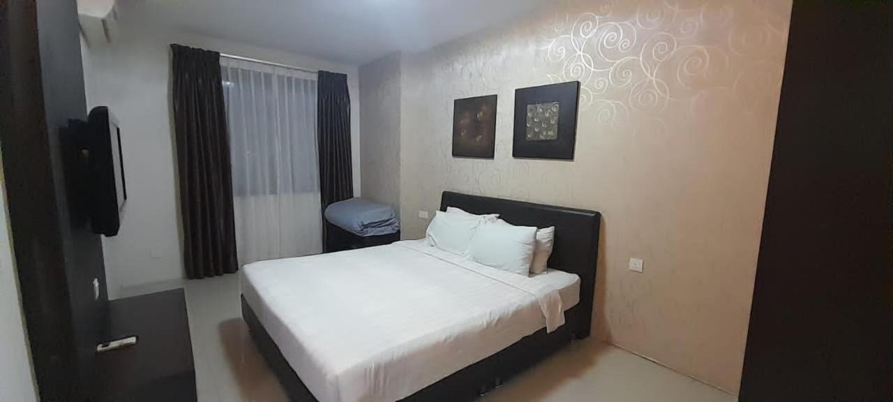 K. Riverfront Apartment Ipoh Bagian luar foto