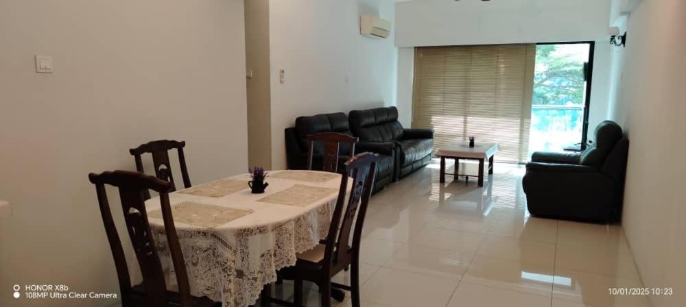 K. Riverfront Apartment Ipoh Ruang foto